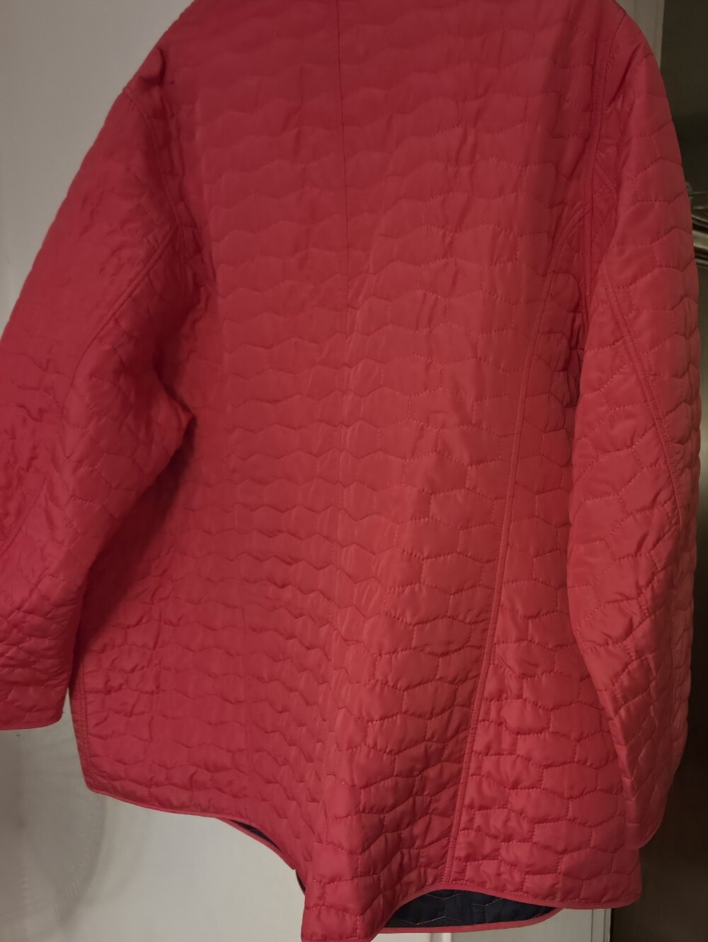 Sample Card - Rose Color Jacket - Picture 4 of 4